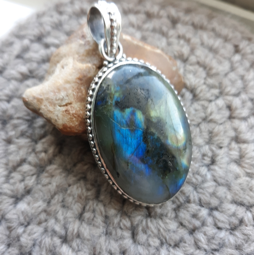 Labradorite Sterling Silver Pendant